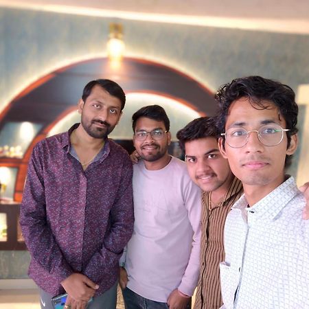 Kashi Dham Homestay Varanasi Eksteriør bilde