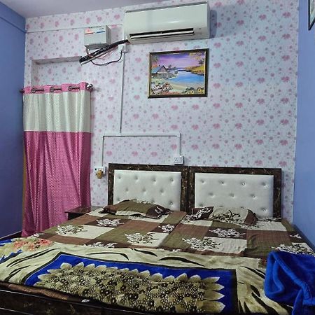 Kashi Dham Homestay Varanasi Eksteriør bilde